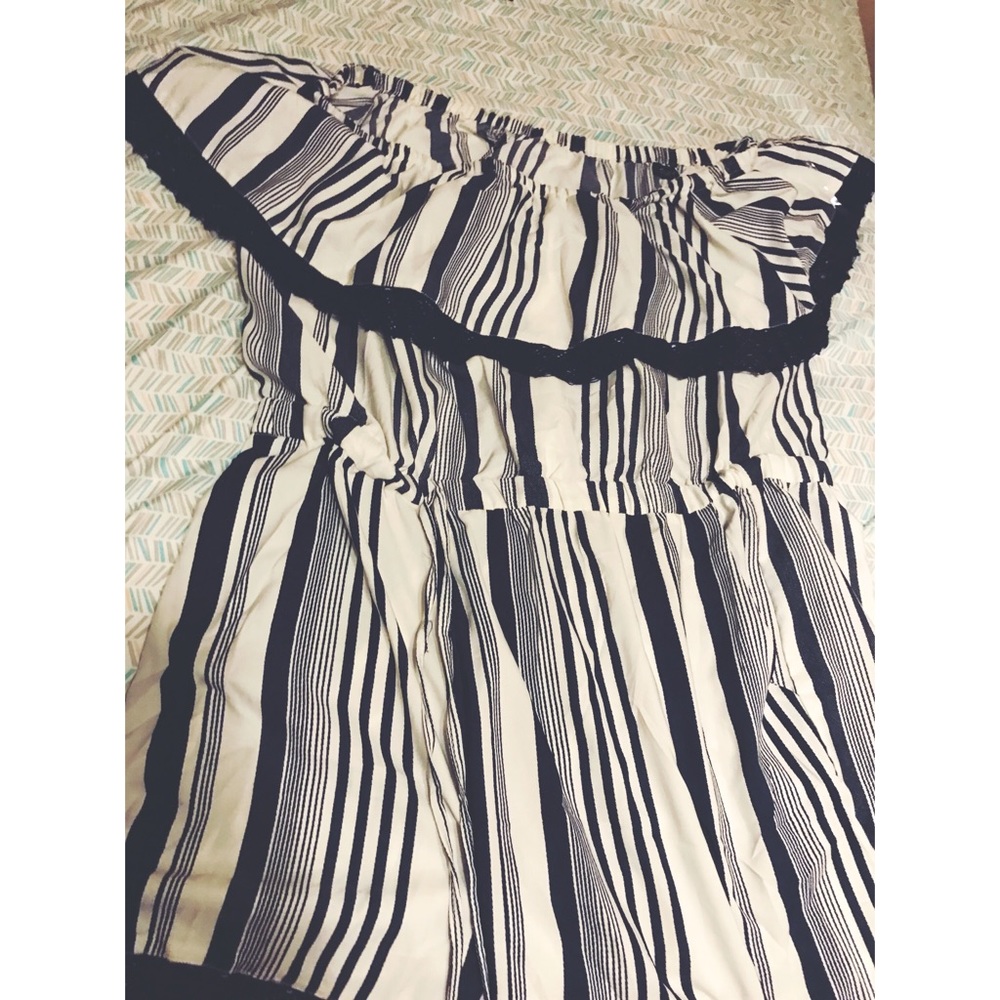 Stripped Romper Light blue and beige. 🌿